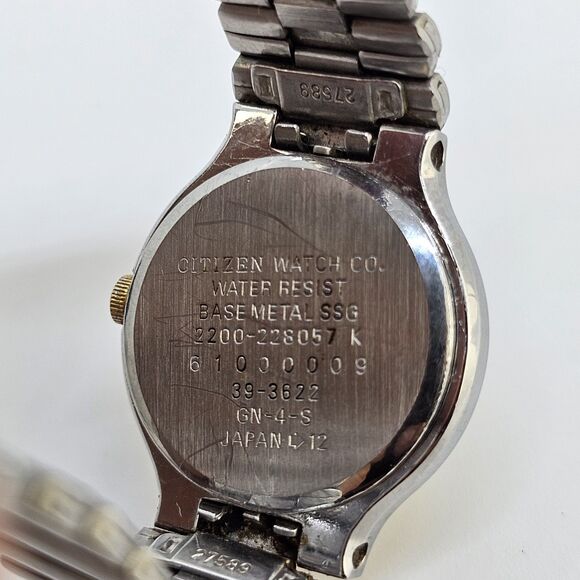 Citizen Women's Watch 22MM Gray Dial Gold Bezel Gray Bands 7.25" New Battery - Picture 6 of 14